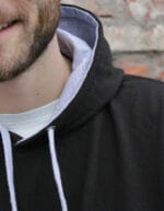 Stampa felpa personalizzata uomo con cappuccio a contrasto