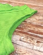 Canotta bambino in cotone fiammato dettaglio manica