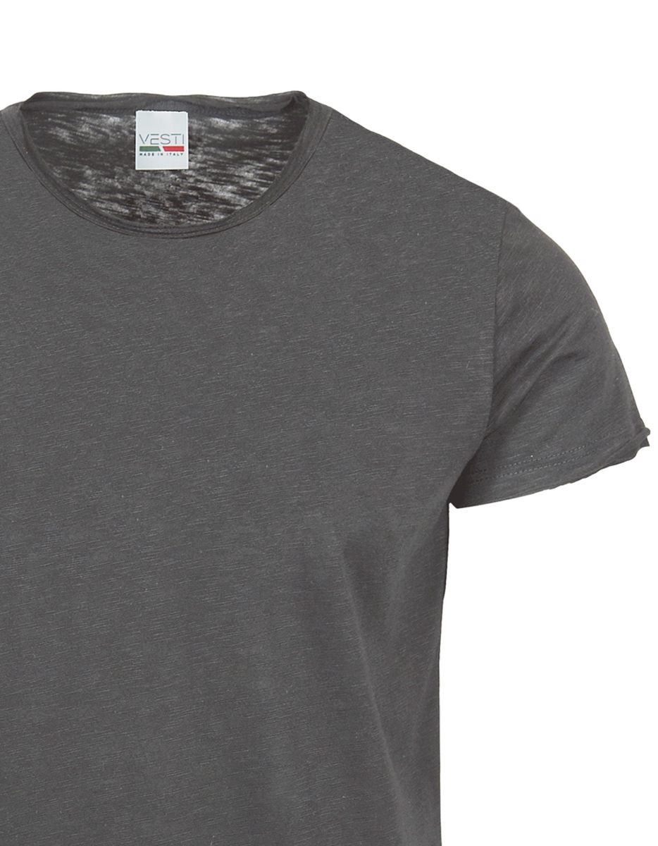 Maglietta uomo stile fiammato made in italy vesti dettaglio