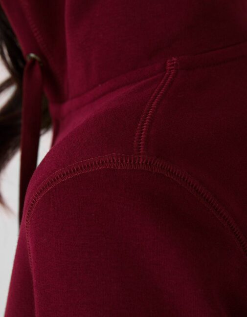Queen zipped hood b&c dettaglio spalla