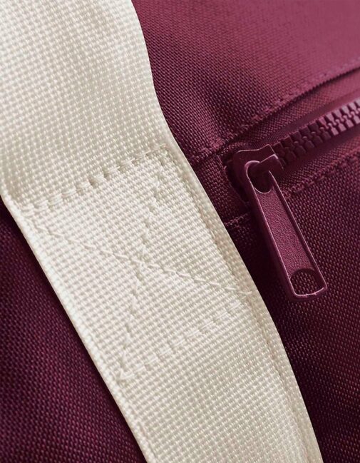 Borsone classico a traccola bag base dettaglio zip